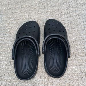 Black Crocs